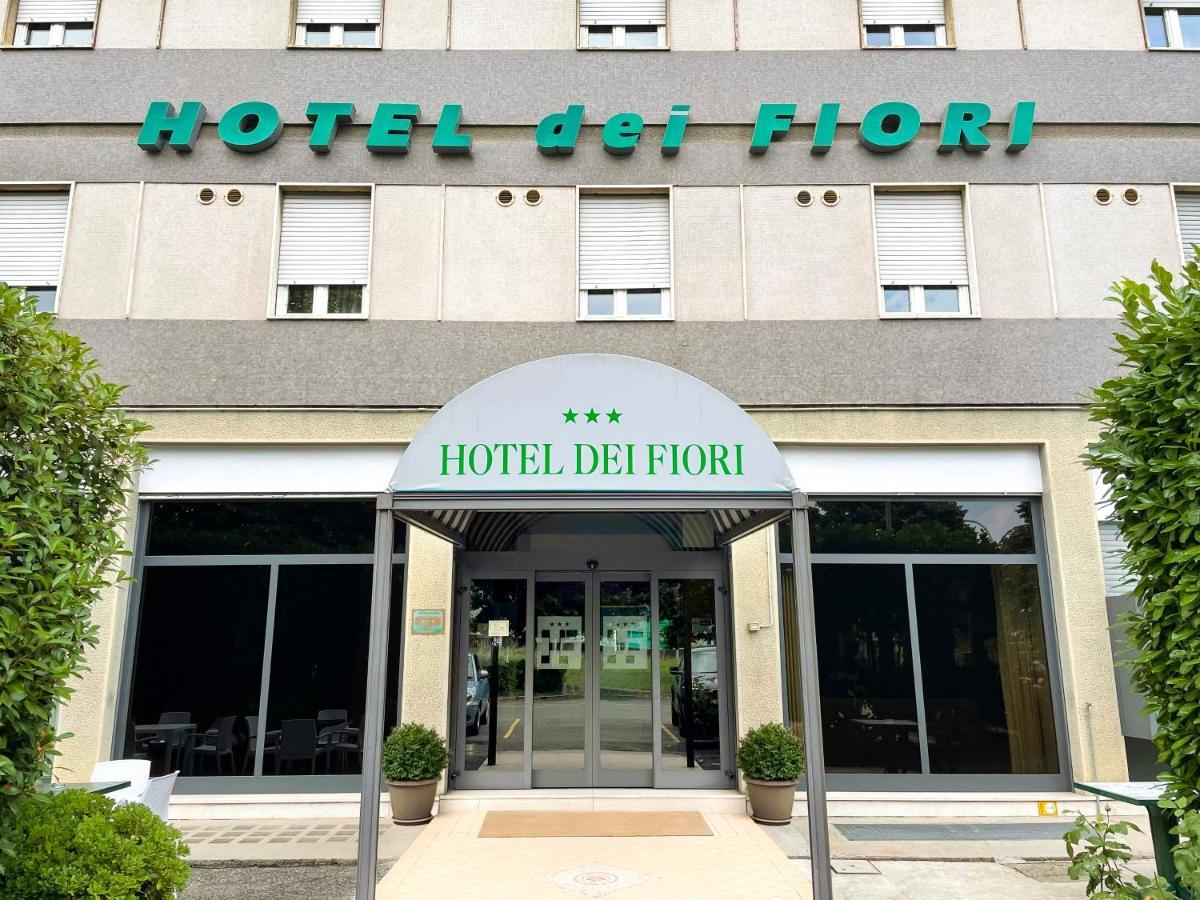 Hotel Dei Fiori Milano Esterno foto